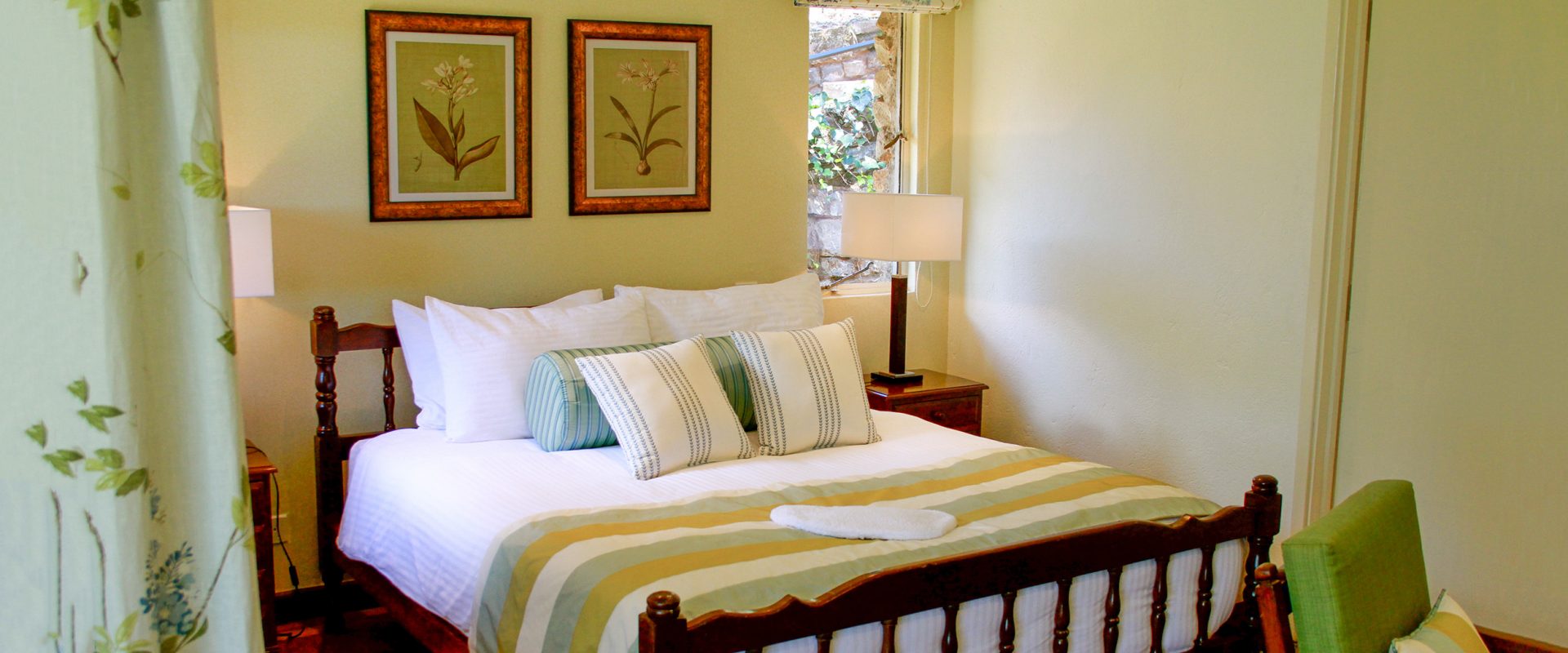 Classic Queen Room