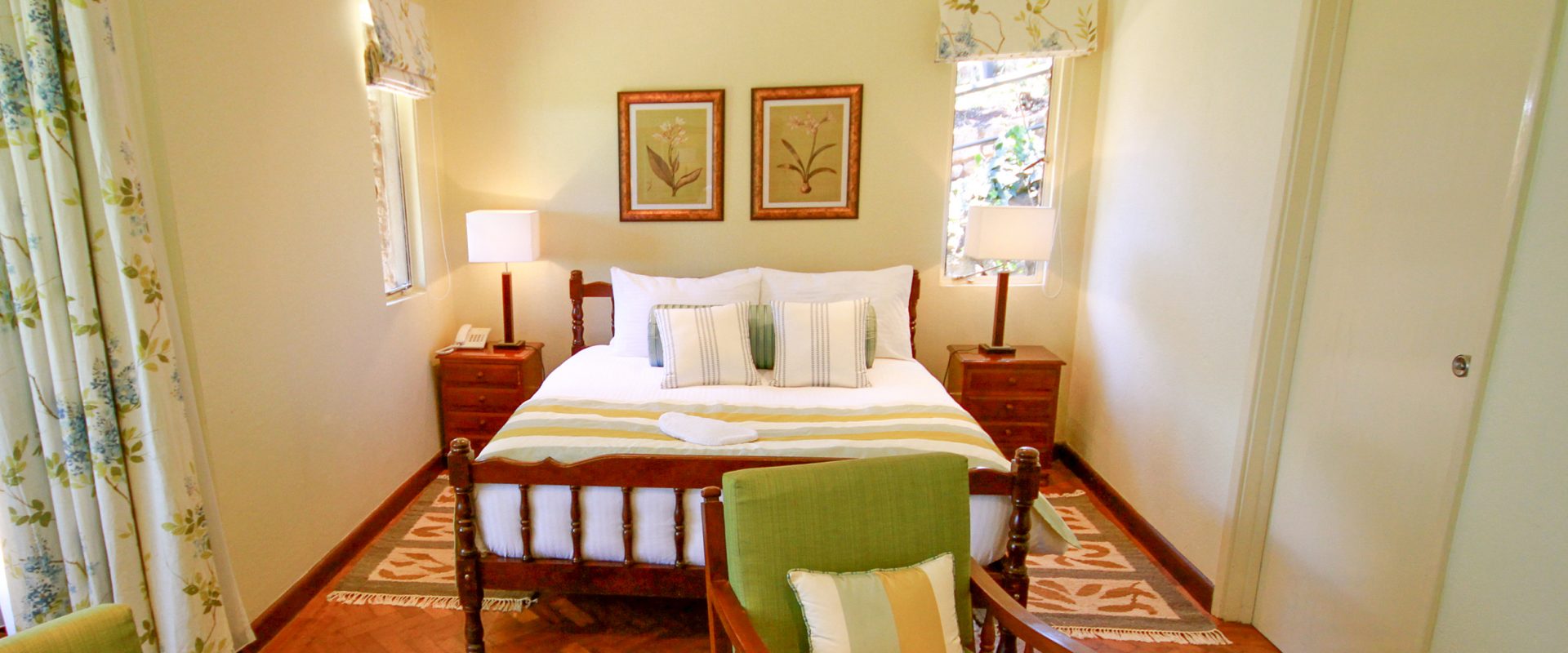 Classic Queen Room