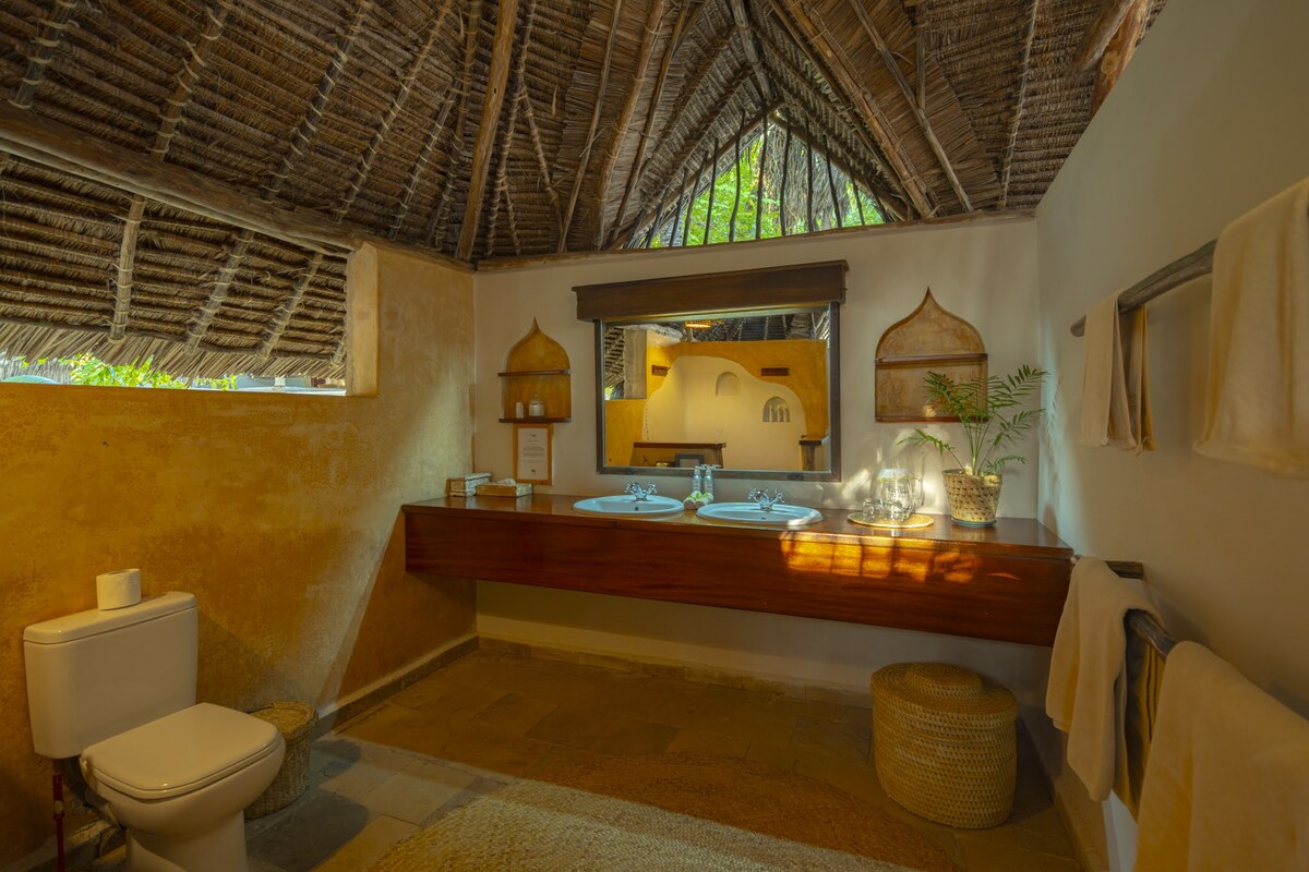Palm Room